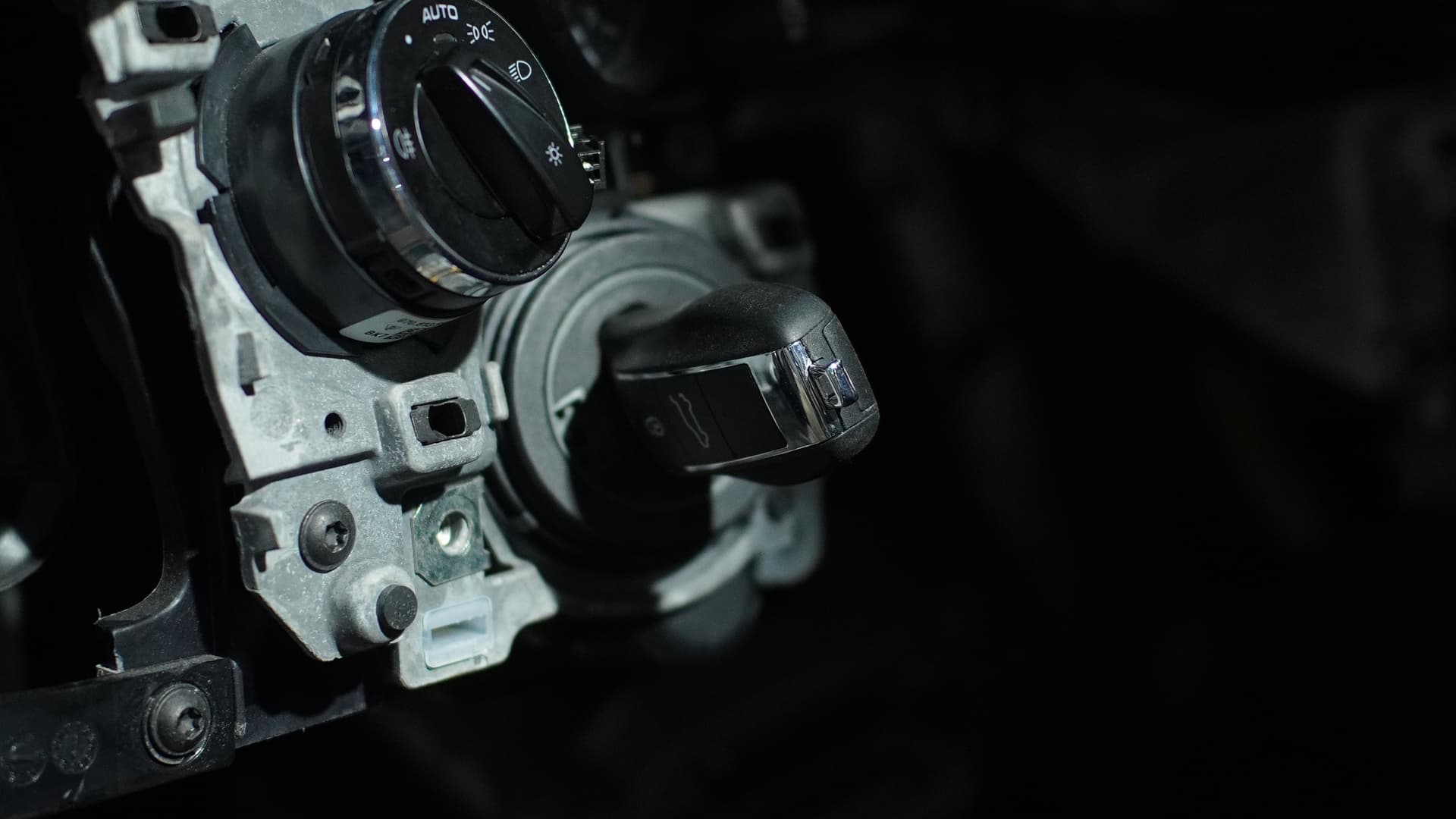 Dashboard switch module and wiring exposed during electrical diagnosis