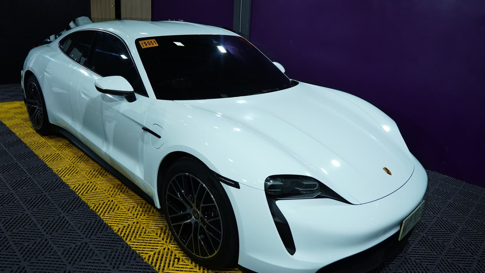 Porsche Taycan colour wrap work at BVT
